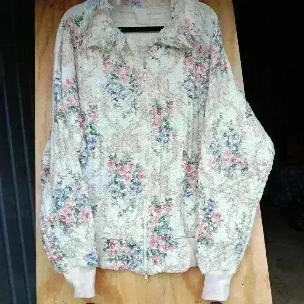 Womens Heavy knit sweater floral boho. Grandmacore cottagecore fairycore knit